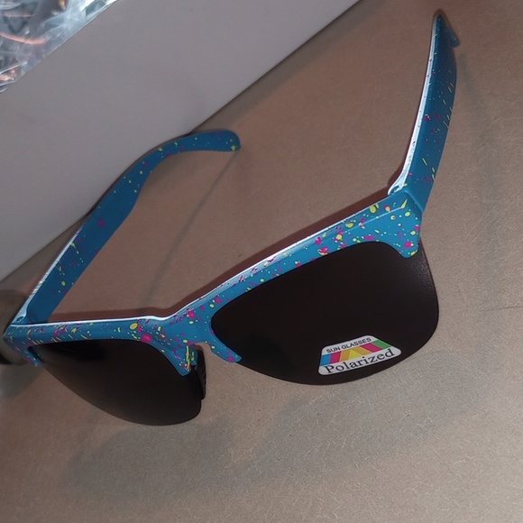 Sunglasses - Picture 1 of 3